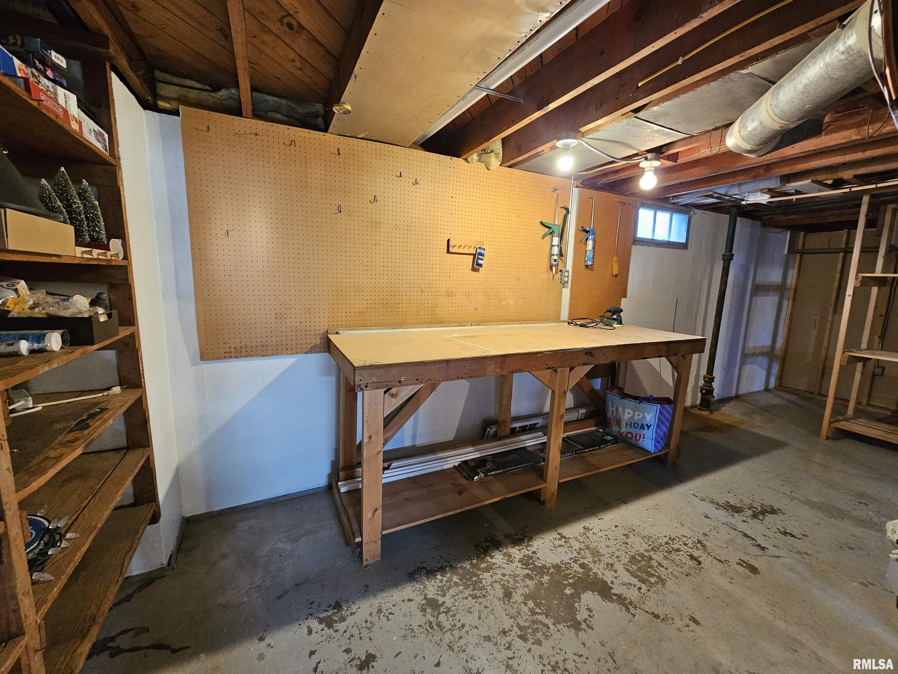 2418 32nd Street Moline, IL 61265 - Photo 26 of 33 Gallery Image 26