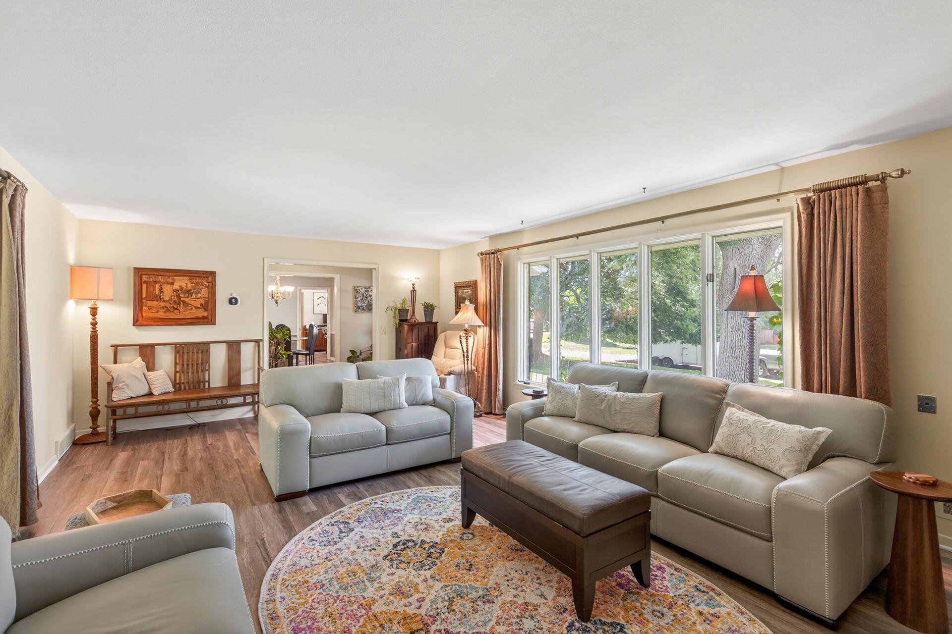 4730 Fairhills Road East Minnetonka, MN 55345 - Photo 9 of 49