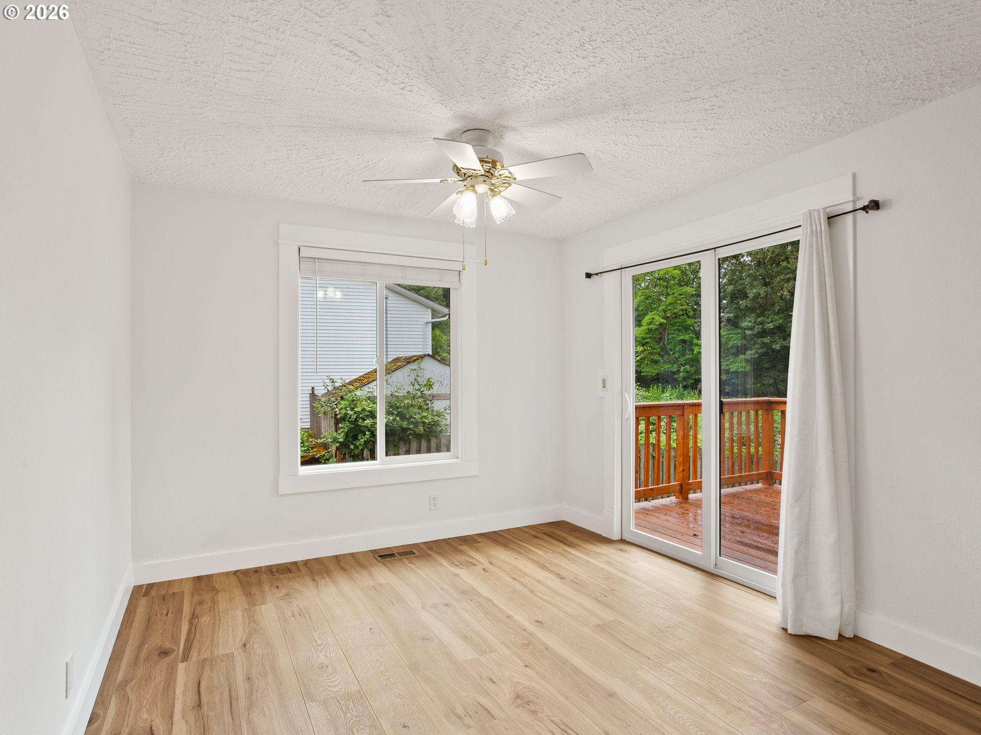 1409 Southwest Chastain Avenue Gresham, OR 97080 - Photo 13 of 48