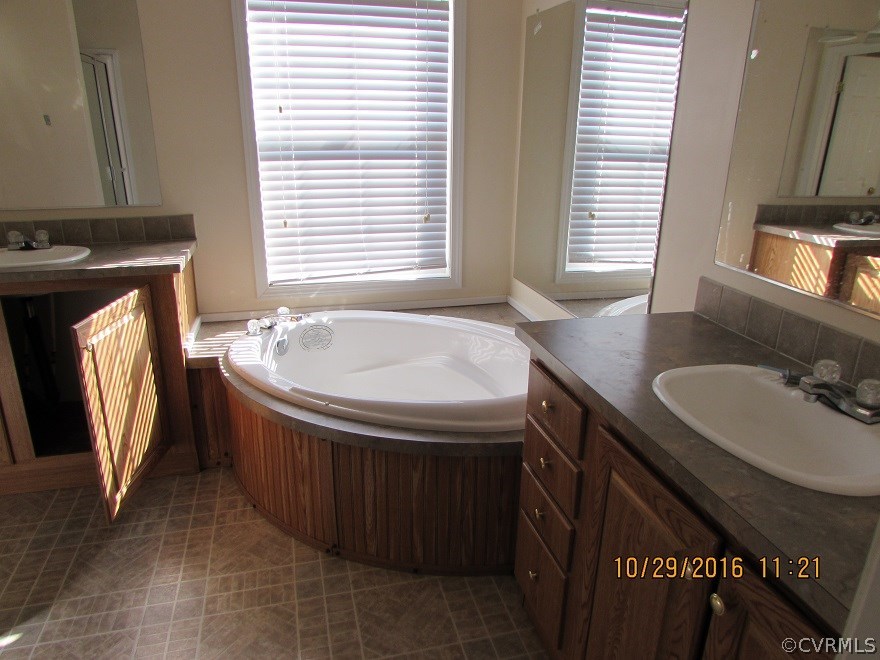 2385 Robertsons Road Blackstone, VA 23824 - Photo 17 of 22 Gallery Image 17