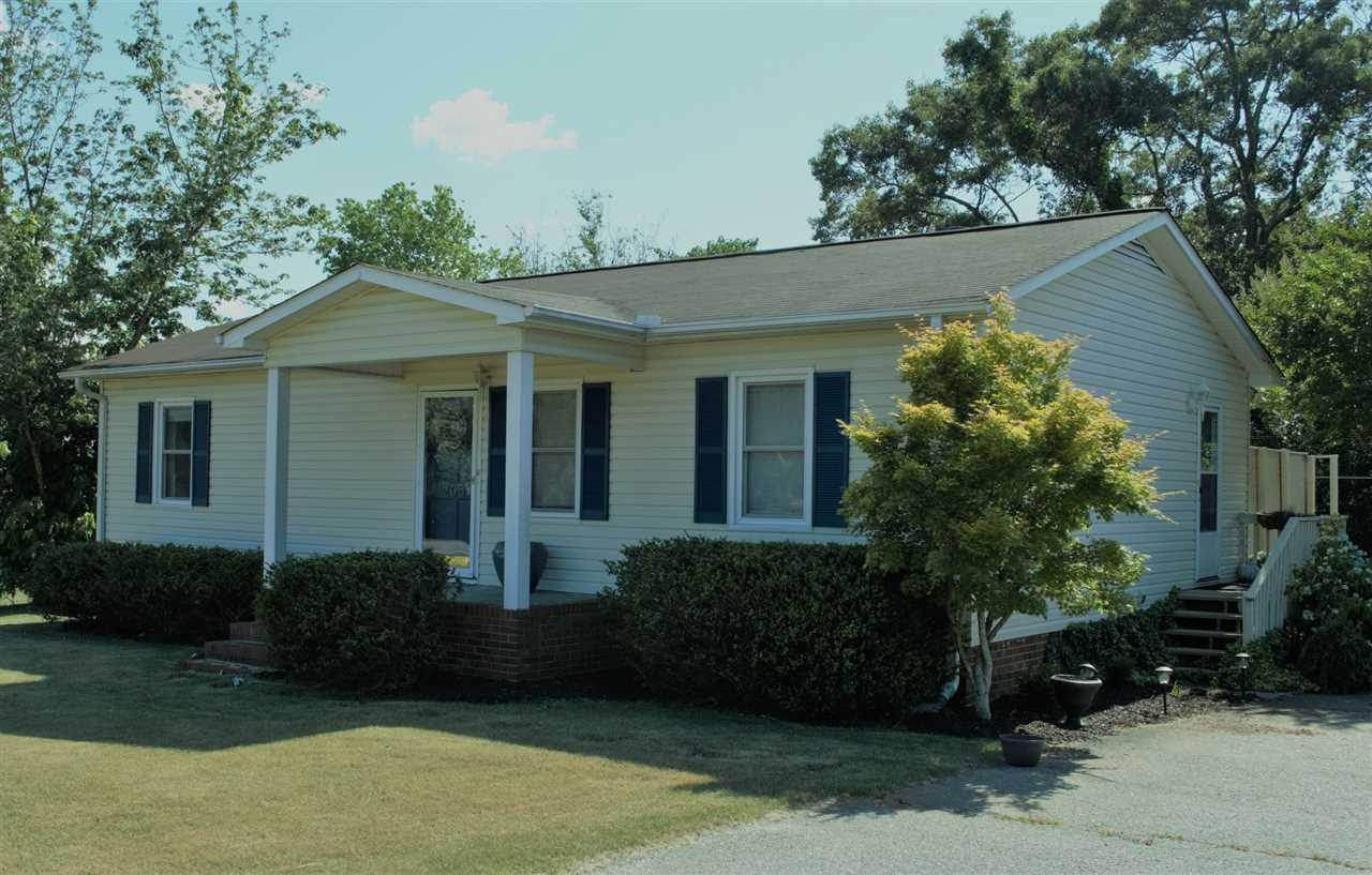 205 Mason Road Boiling Springs, SC 29316 - Photo 1 of 17