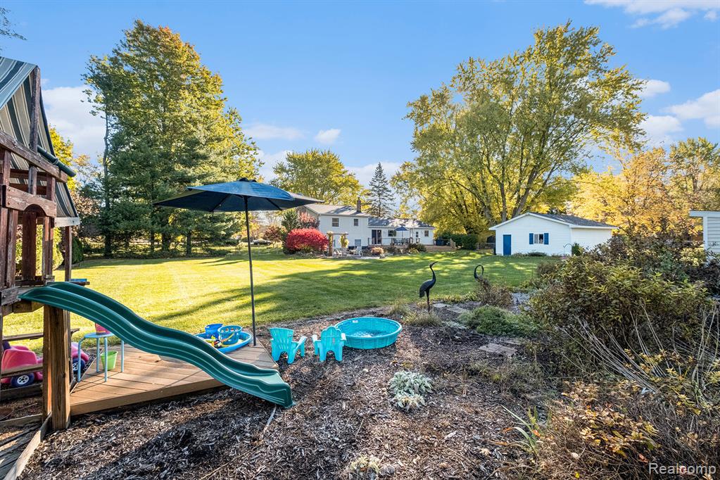 7030 Porter Road Grand Blanc, MI 48439 - Photo 37 of 45 Gallery Image 37