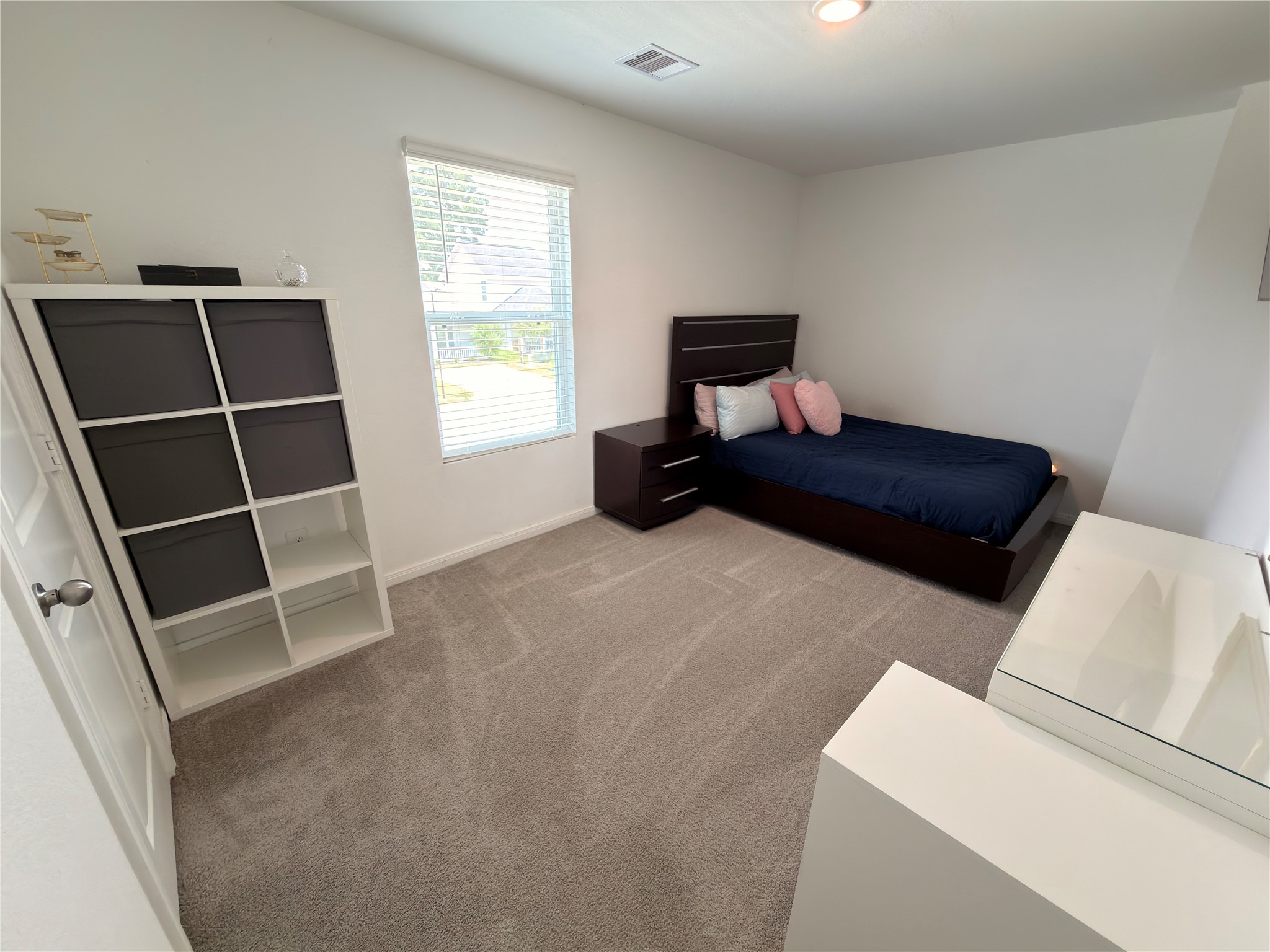 16550 Colleen Place Conroe, TX 77306 - Photo 9 of 19 Primary Bedroom Entrance