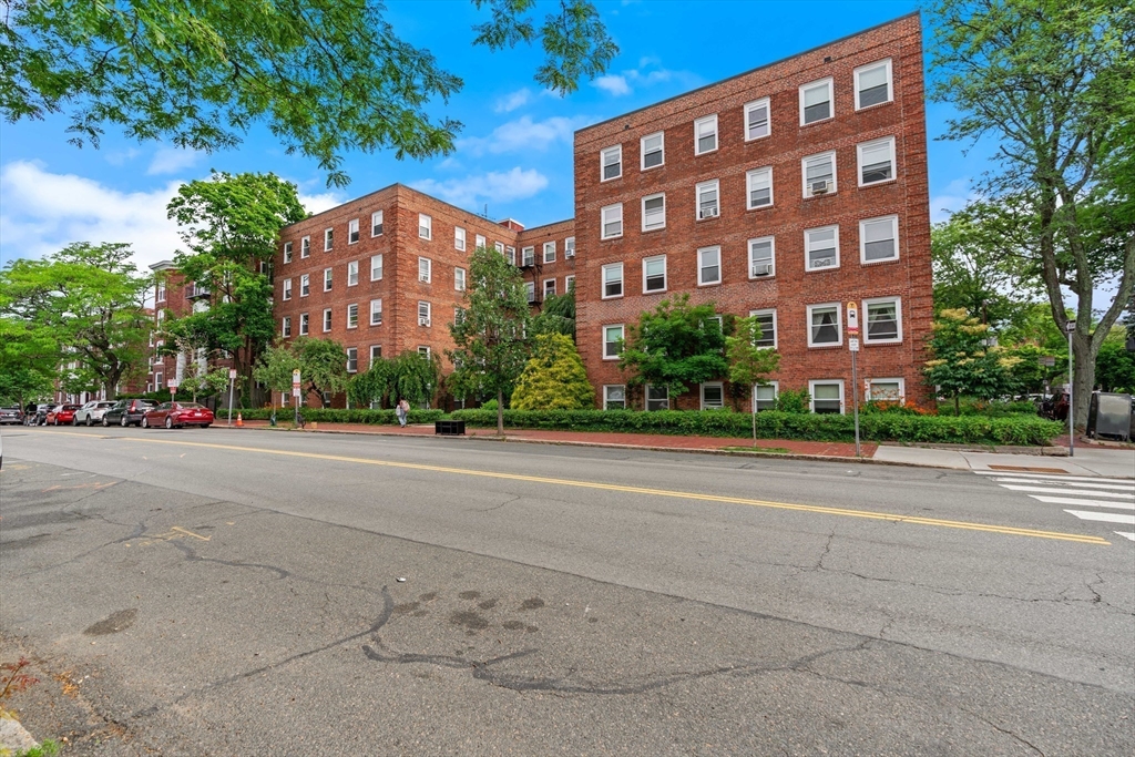 395 Broadway, Unit R1C Cambridge, MA 02139 - Photo 24 of 32