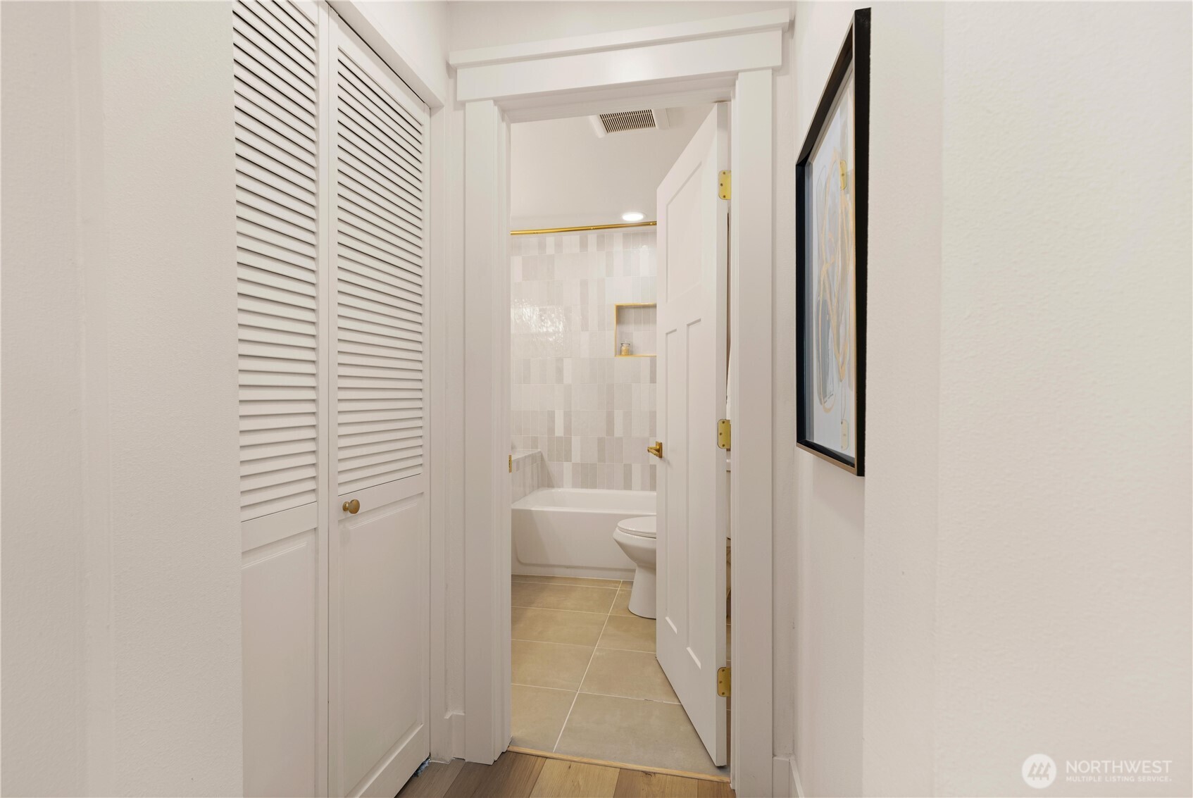 4723 South Findlay Street Seattle, WA 98118 - Photo 13 of 18