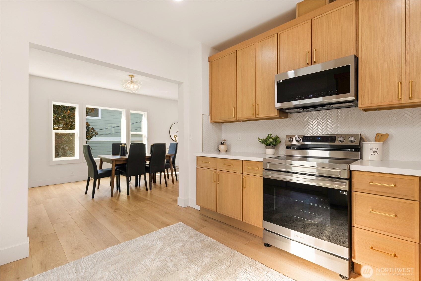 4723 South Findlay Street Seattle, WA 98118 - Photo 9 of 18