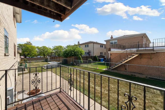 $2,200 | 8427 West Windsor Avenue, Unit 1, Chicago, IL 60656