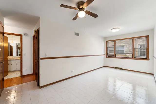 $2,200 | 8427 West Windsor Avenue, Unit 1, Chicago, IL 60656