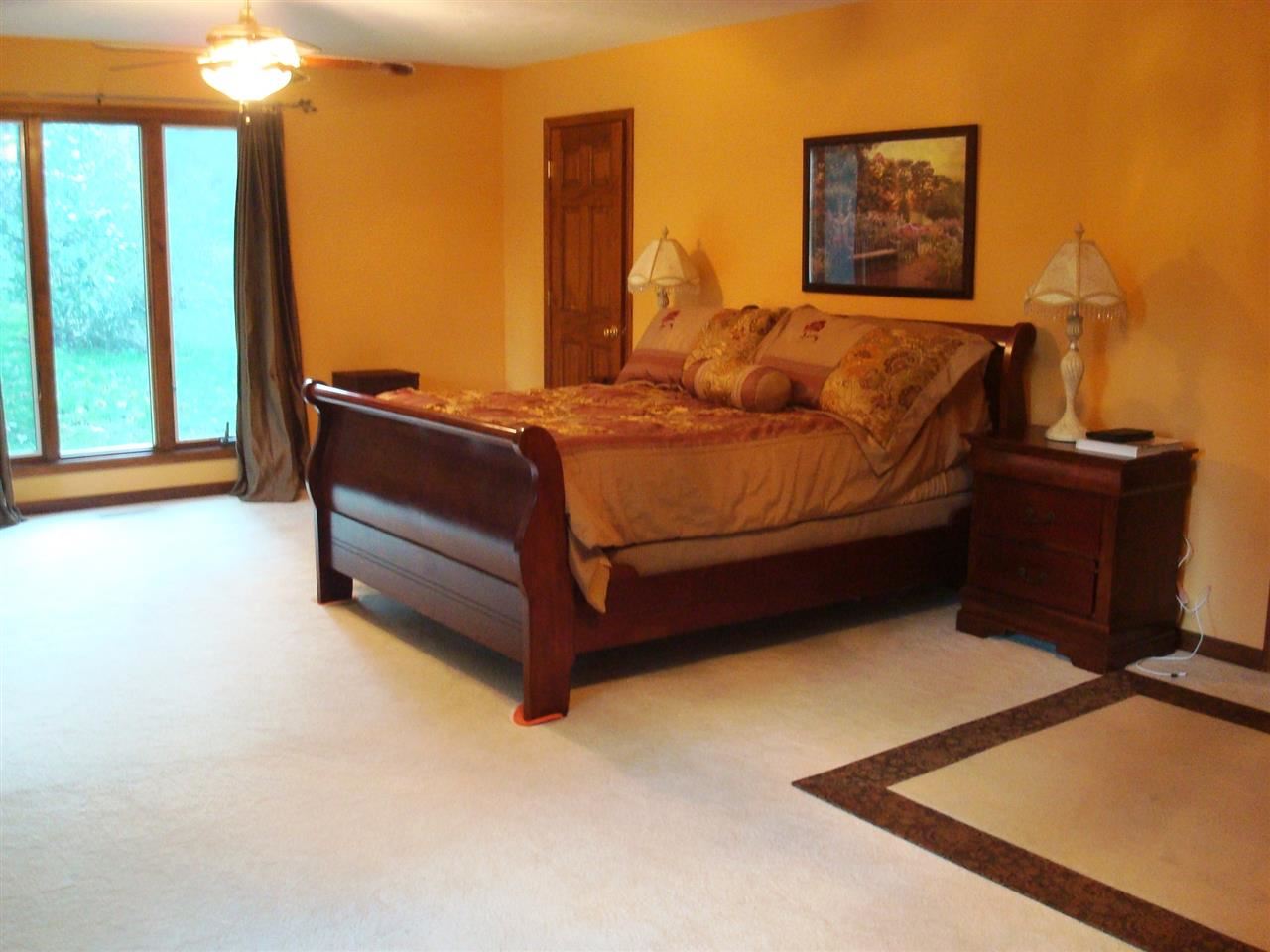 2715 North River Road Marion, IN 46952 - Photo 14 of 28 Gallery Image 14