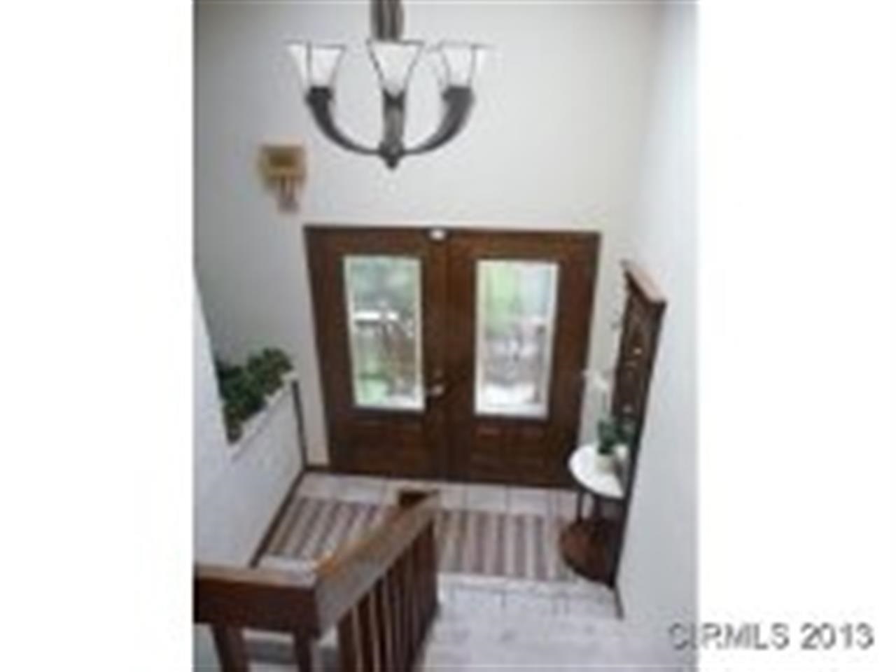2715 North River Road Marion, IN 46952 - Photo 3 of 28 Gallery Image 3