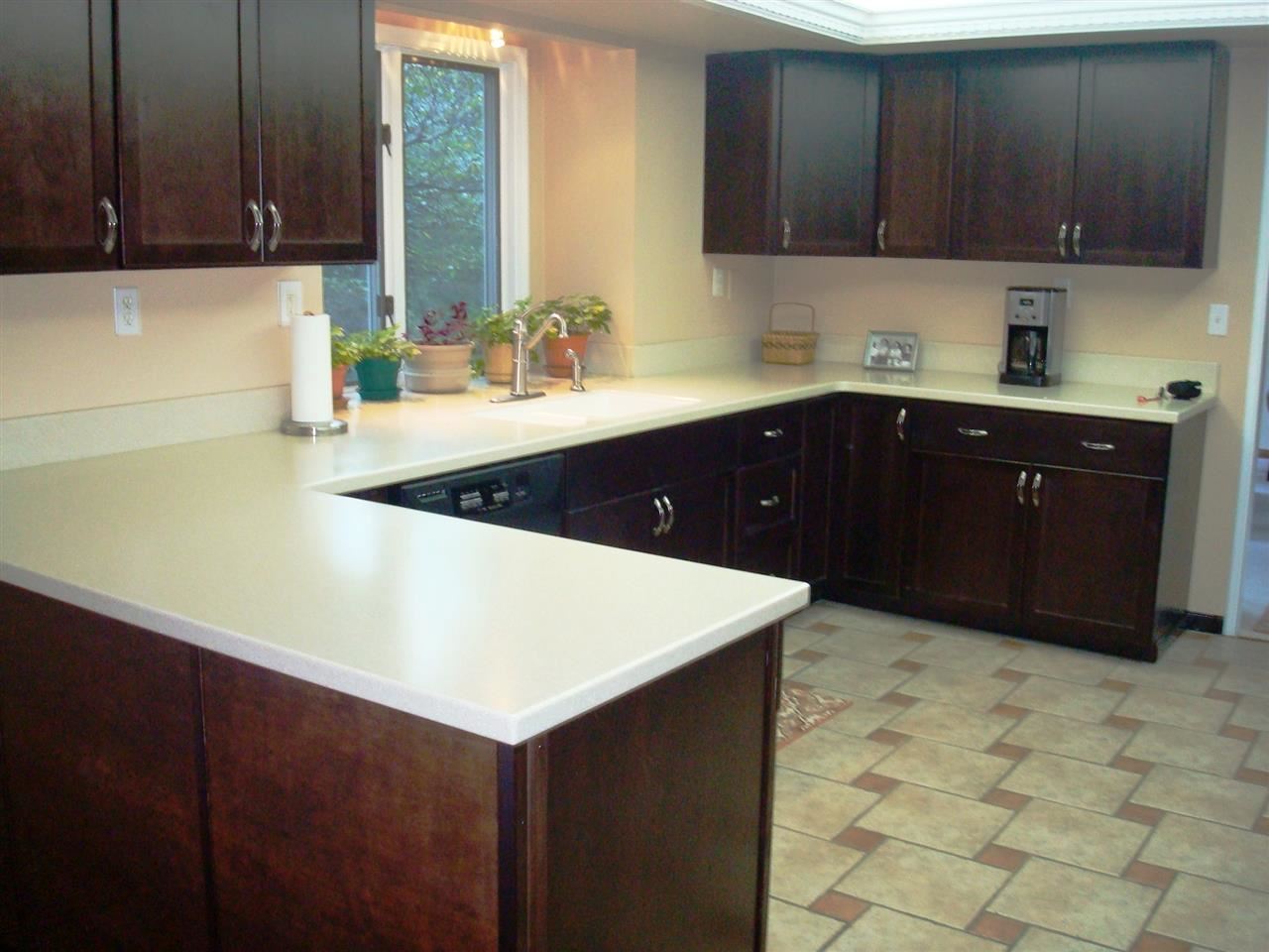2715 North River Road Marion, IN 46952 - Photo 8 of 28 Gallery Image 8