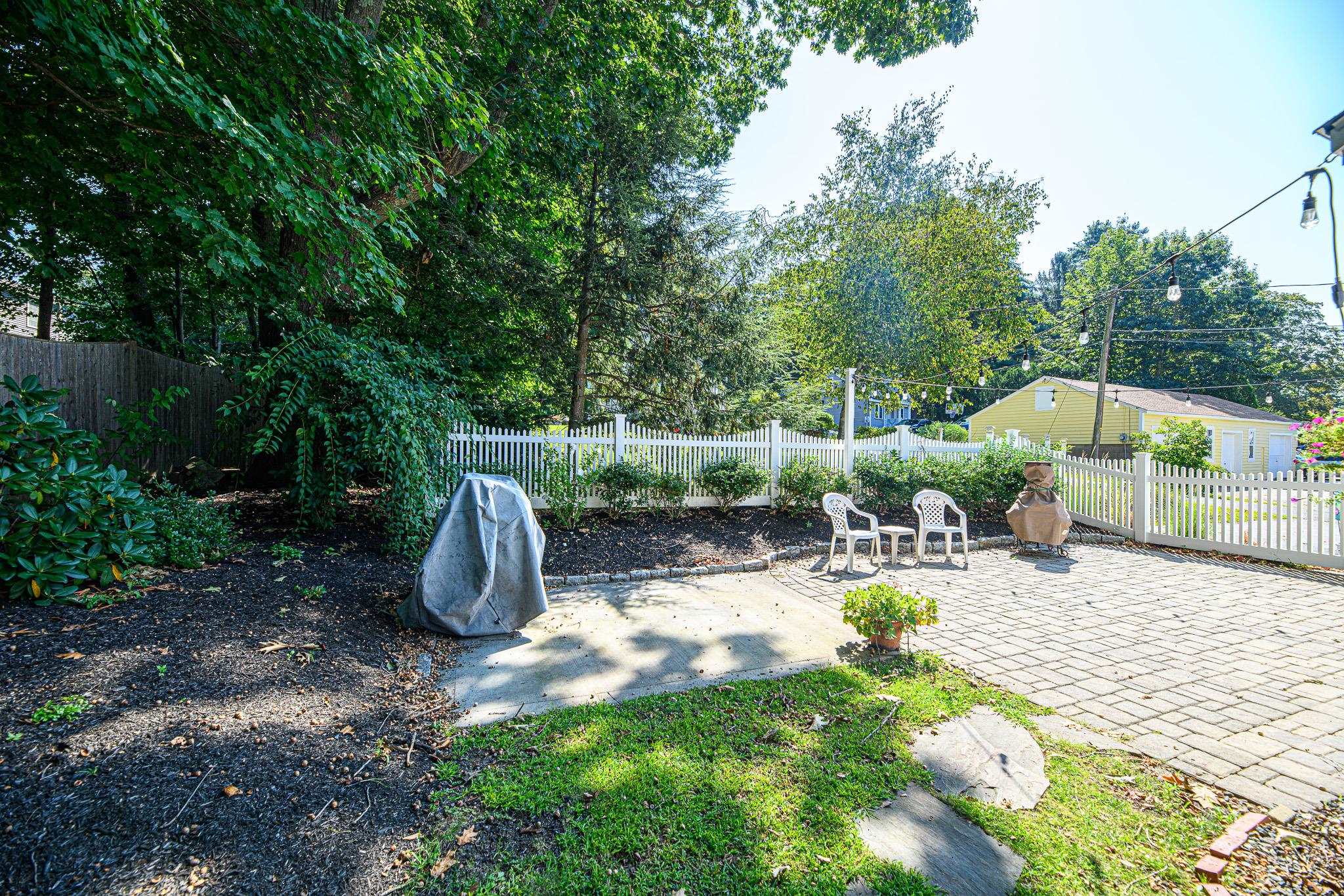 95 Exeter Road Hampton, NH 03842 - Photo 16 of 31