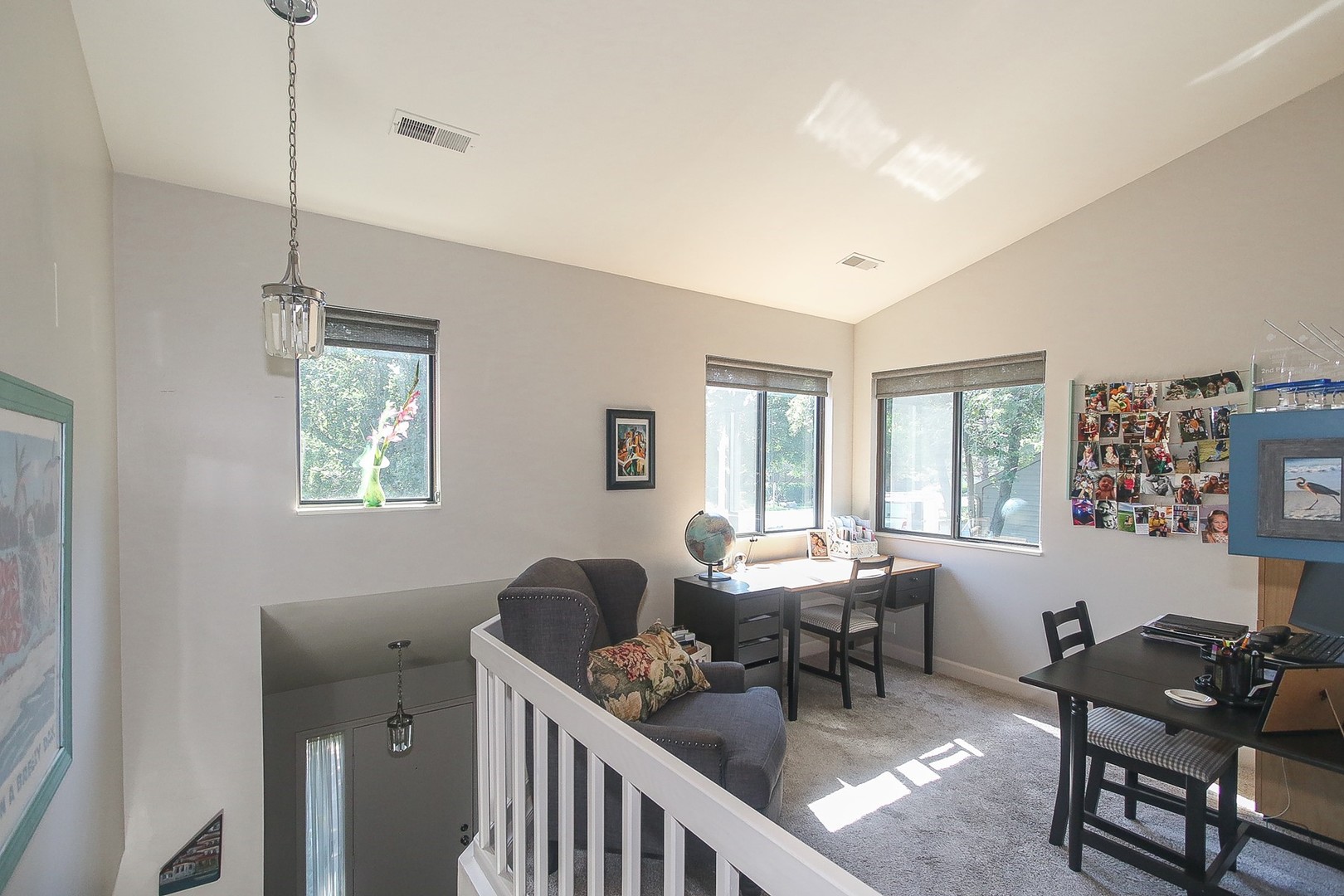 942 Shoreline Road, Unit 907 Lake Barrington, IL 60010 - Photo 3 of 28 a workspace with furniture and window