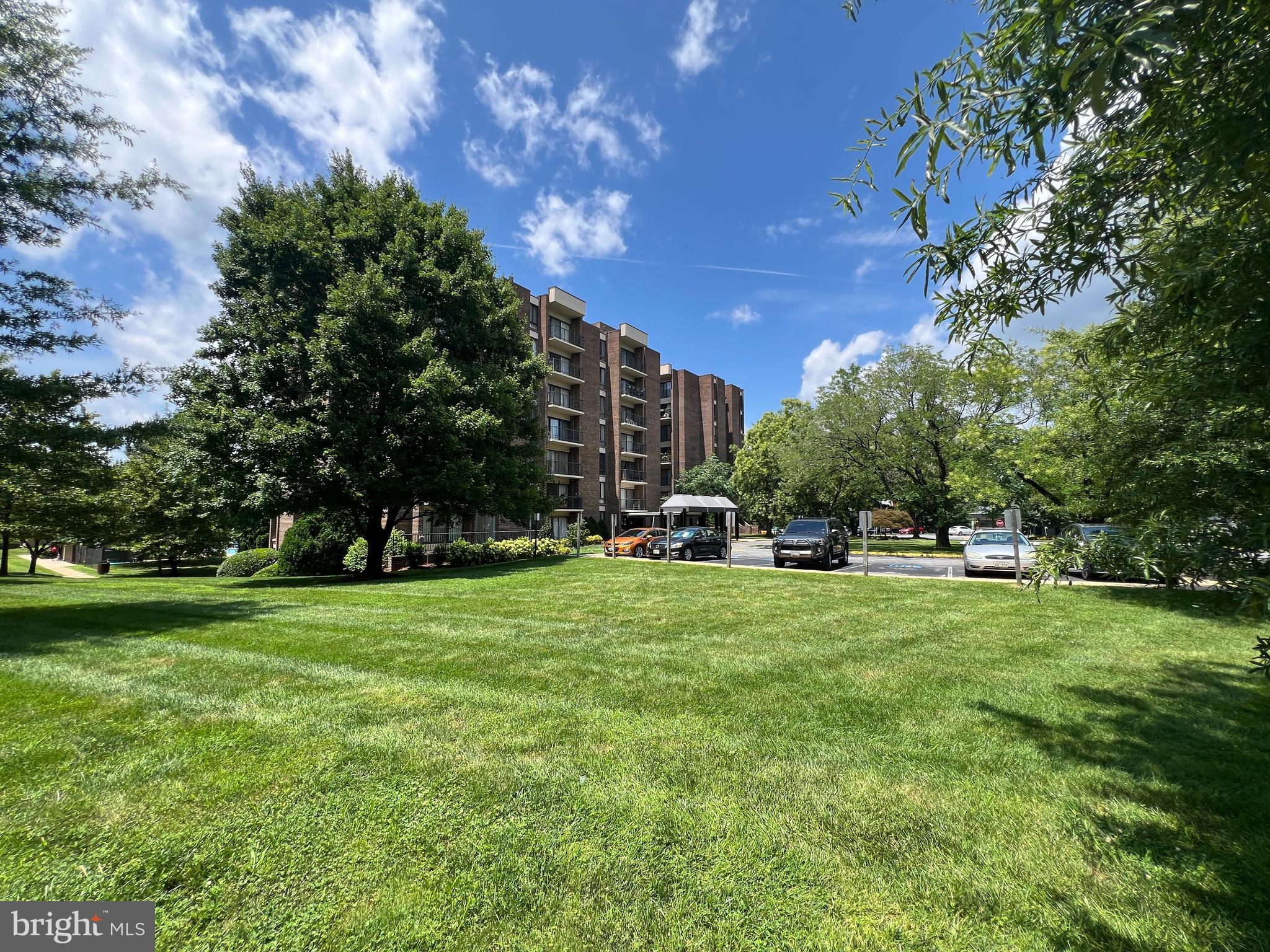 9900 Georgia Avenue, Unit 27113 Silver Spring, MD 20902 - Photo 2 of 21 Scenic grounds