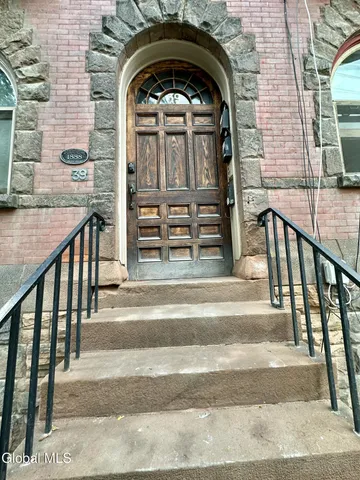 $1,400 | 39 South Lake Avenue, Unit 3, Albany, NY 12203