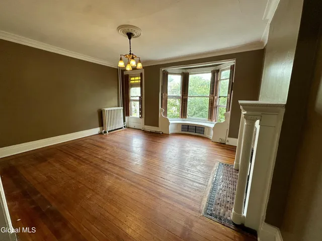 $1,400 | 39 South Lake Avenue, Unit 3, Albany, NY 12203