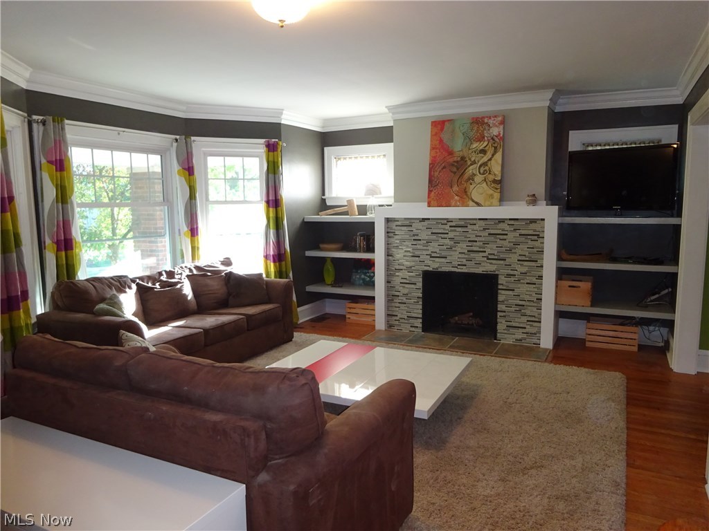 3245 Redwood Road Cleveland Heights, OH 44118 - Photo 3 of 24
