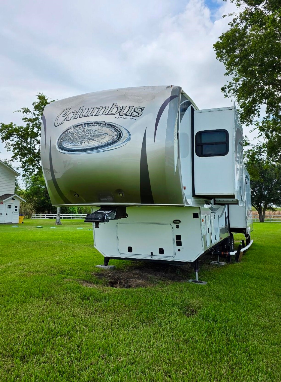 518 Anton Stade Road Rosenberg, TX 77471 - Photo 30 of 37 a view of an interior of the house