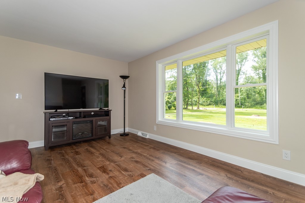 10340 Cedar Road Chesterland, OH 44026 - Photo 11 of 34