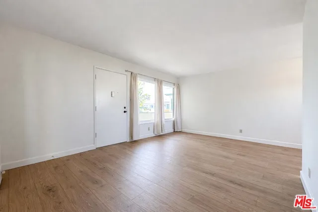 $3,000 | 2041 Euclid Street, Unit 16, Santa Monica, CA 90405