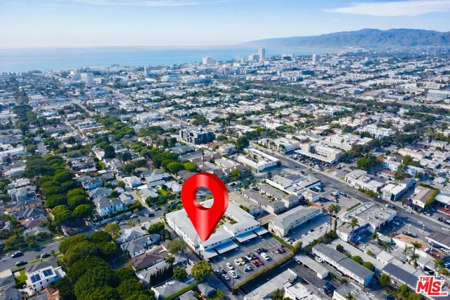 $3,000 | 2041 Euclid Street, Unit 16, Santa Monica, CA 90405