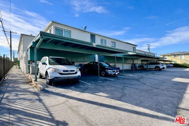 $3,000 | 2041 Euclid Street, Unit 16, Santa Monica, CA 90405