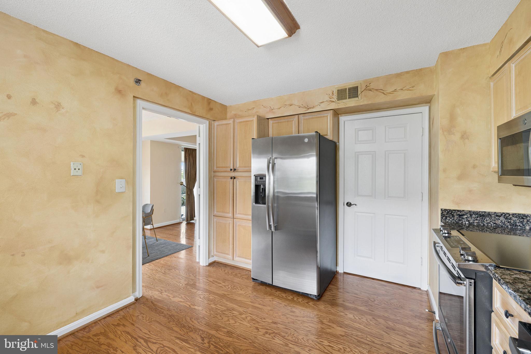 19385 Cypress Ridge Terrace, Unit 317 Leesburg, VA 20176 - Photo 10 of 34