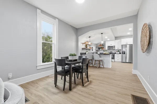 $364,900 | 350 South Broadway Street, Atlanta, IN 46031