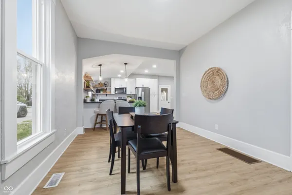 $364,900 | 350 South Broadway Street, Atlanta, IN 46031