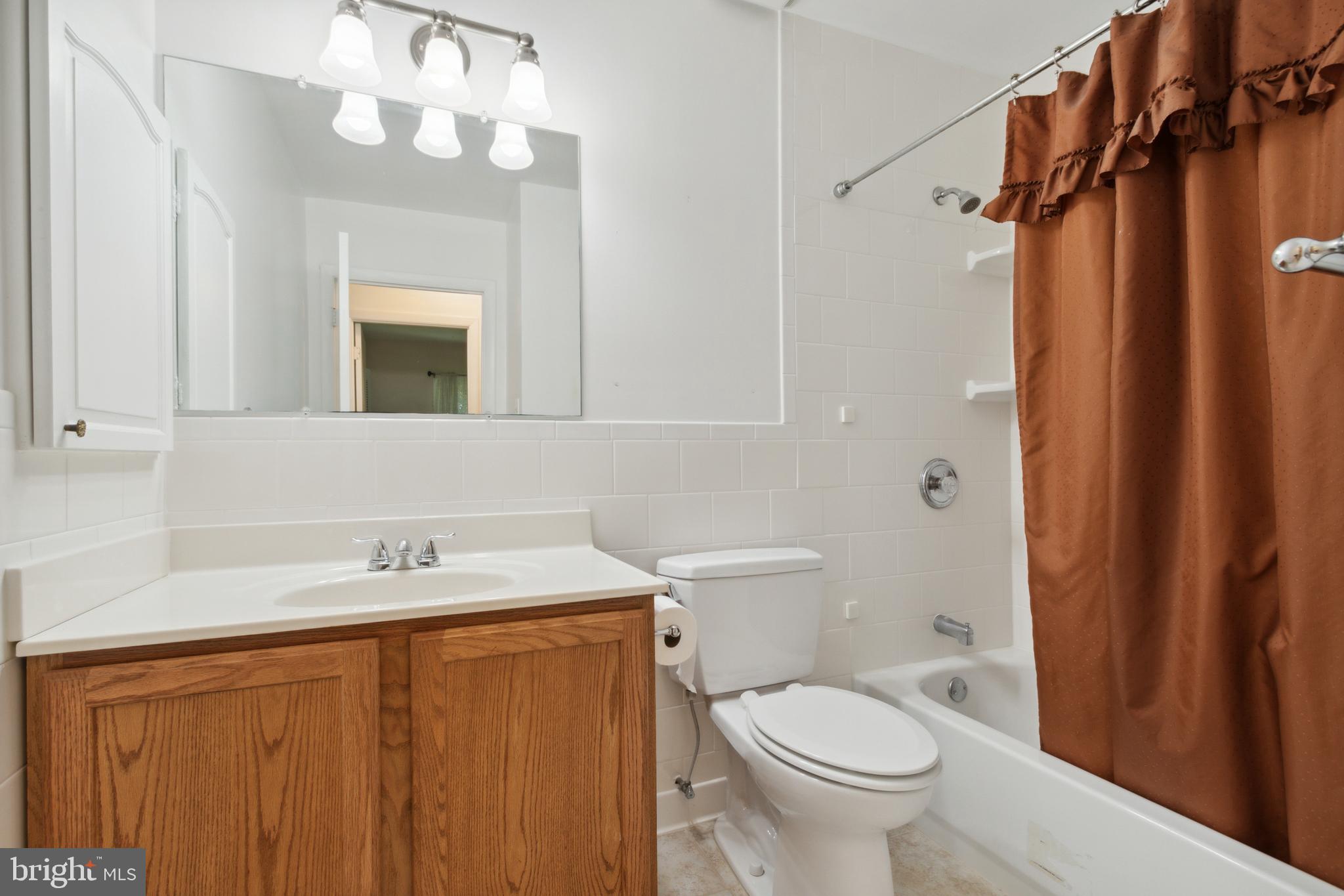 13120 Poplar Tree Road Fairfax, VA 22033 - Photo 22 of 31 Bath 2