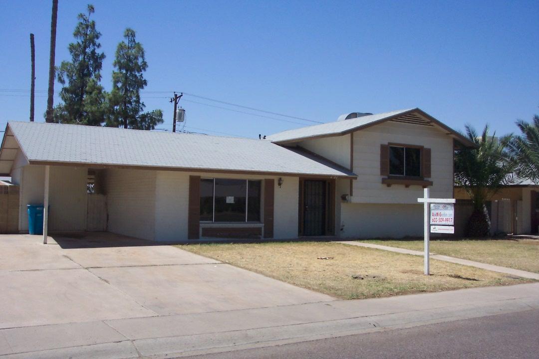 4007 West Bethany Home Road Phoenix, AZ 85019 - Photo 1 of 1 Front Elevation