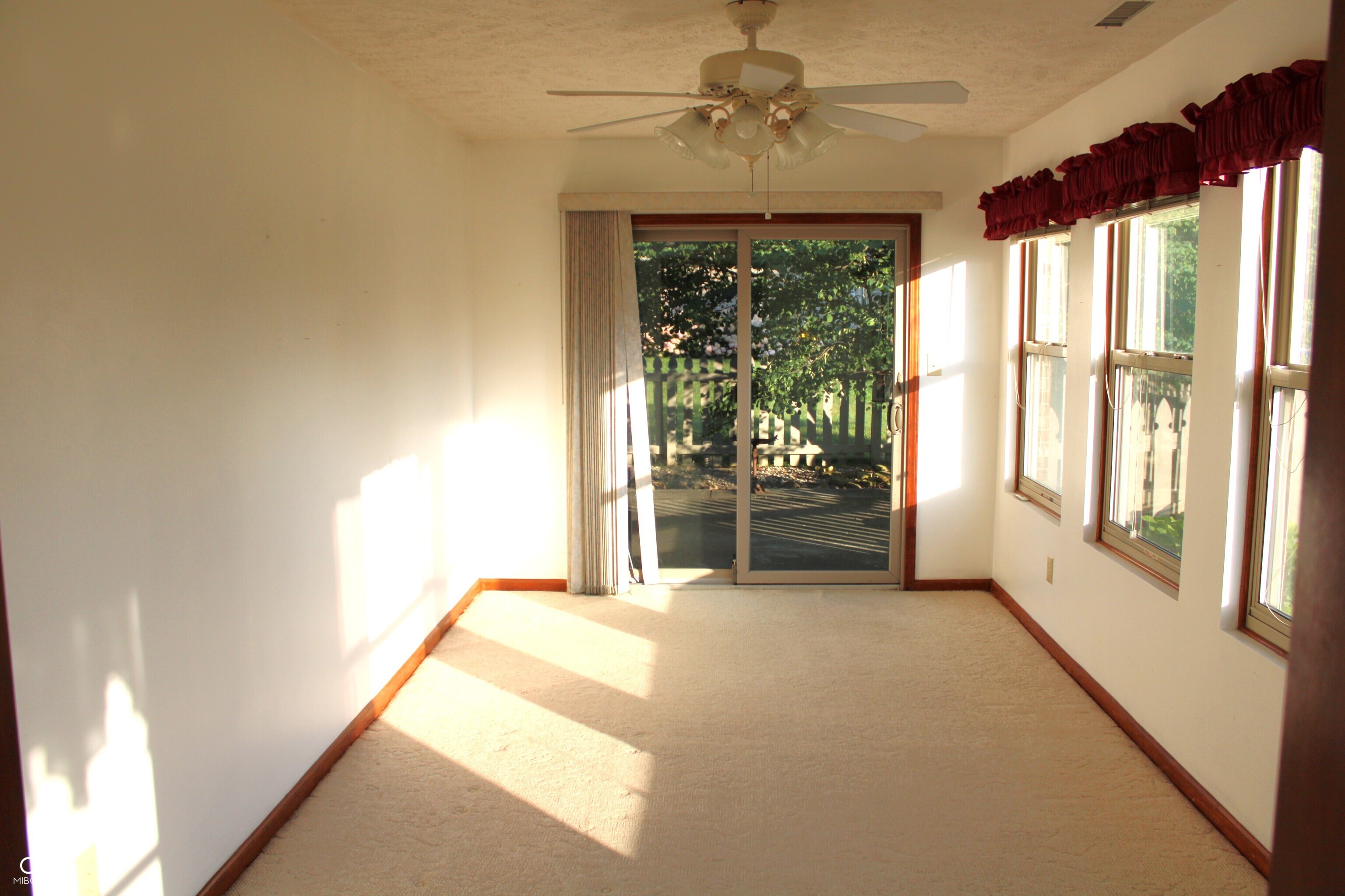 126 Old Farm Road Danville, IN 46122 - Photo 8 of 19 Gallery Image 8