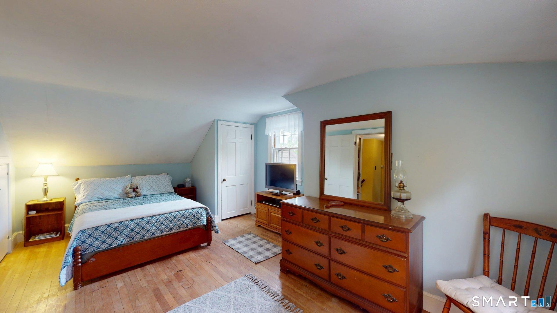 8 Bridge Lane Enfield, CT 06082 - Photo 21 of 40