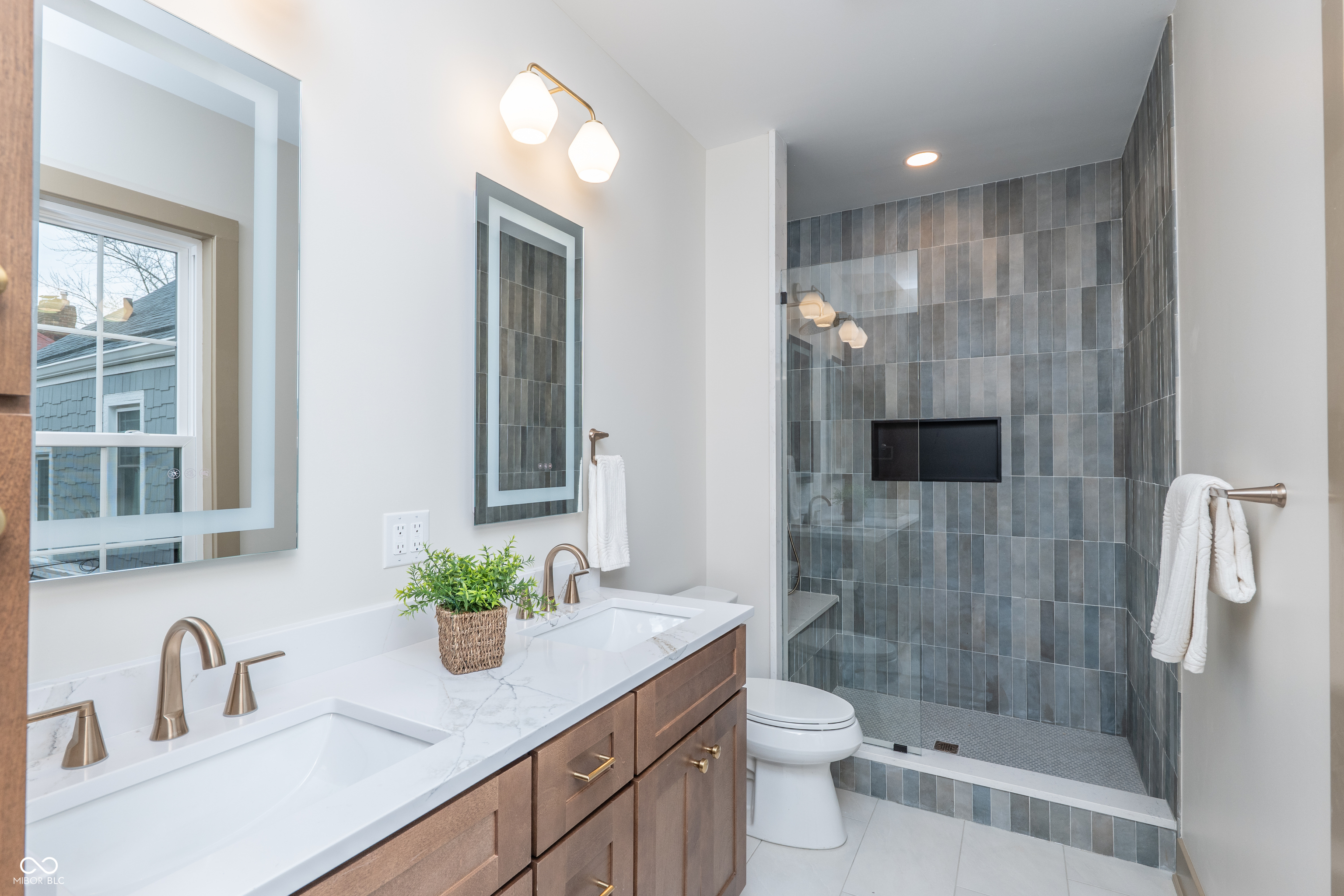 5259 Broadway Street Indianapolis, IN 46220 - Photo 26 of 42