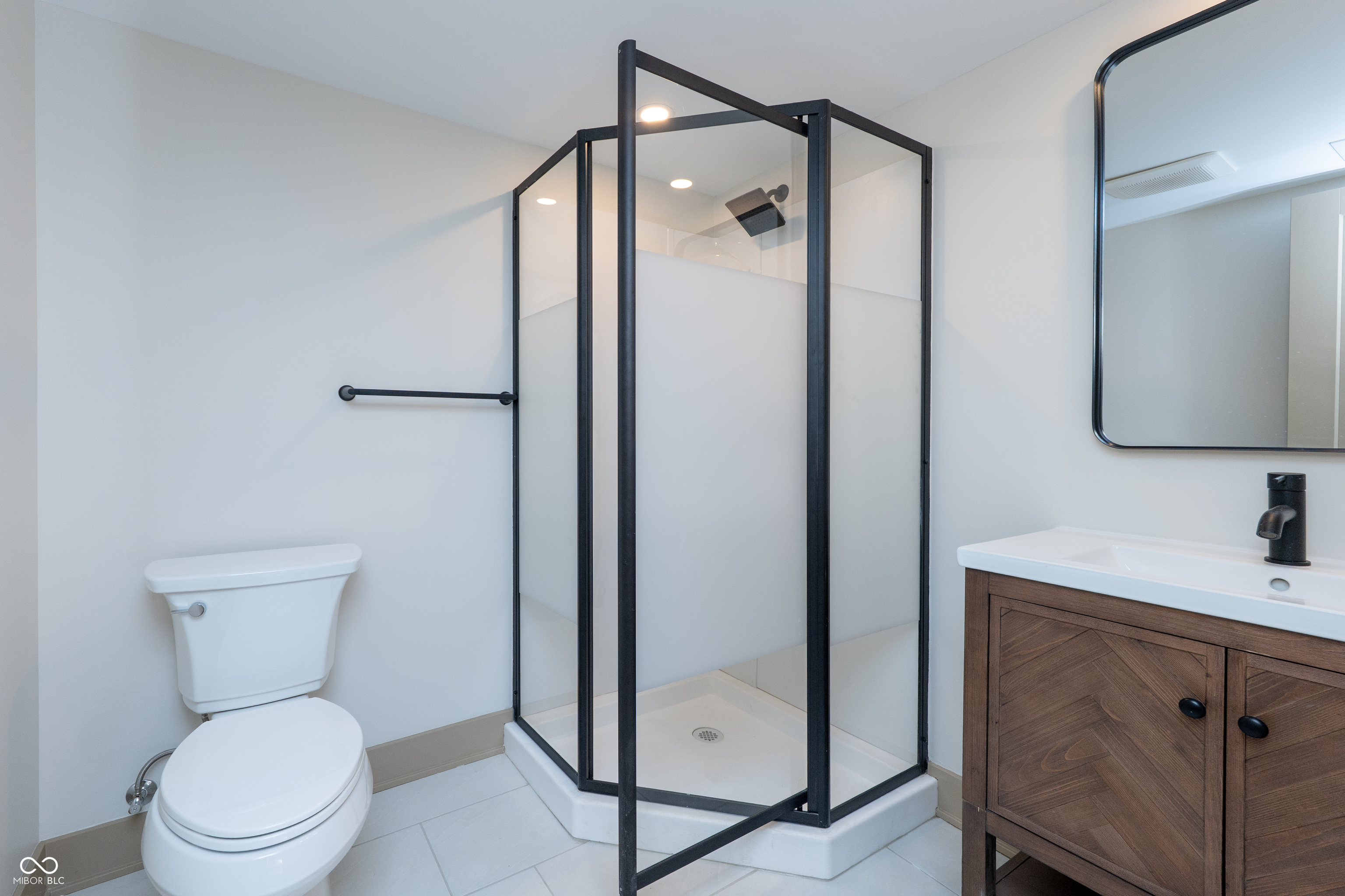 5259 Broadway Street Indianapolis, IN 46220 - Photo 38 of 42