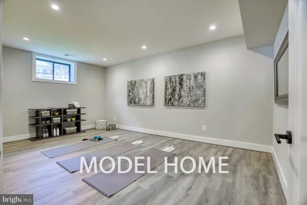 $2,999,999 | 2418 North Ottawa Street, Arlington, VA 22205