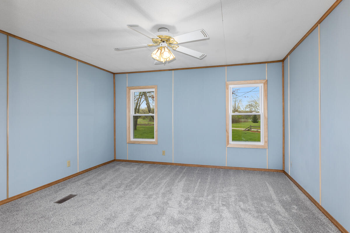 11718 Federal Road Morley, MI 49336 - Photo 10 of 31