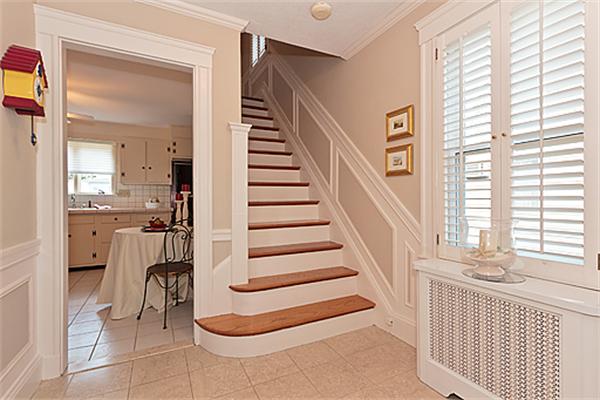 38 Whitney Road Medford, MA 02155 - Photo 14 of 23 Gallery Image 14