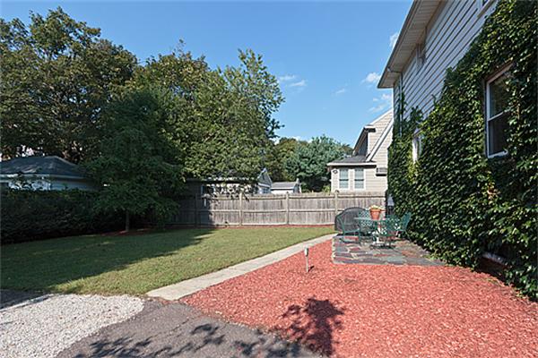 38 Whitney Road Medford, MA 02155 - Photo 21 of 23 Gallery Image 21