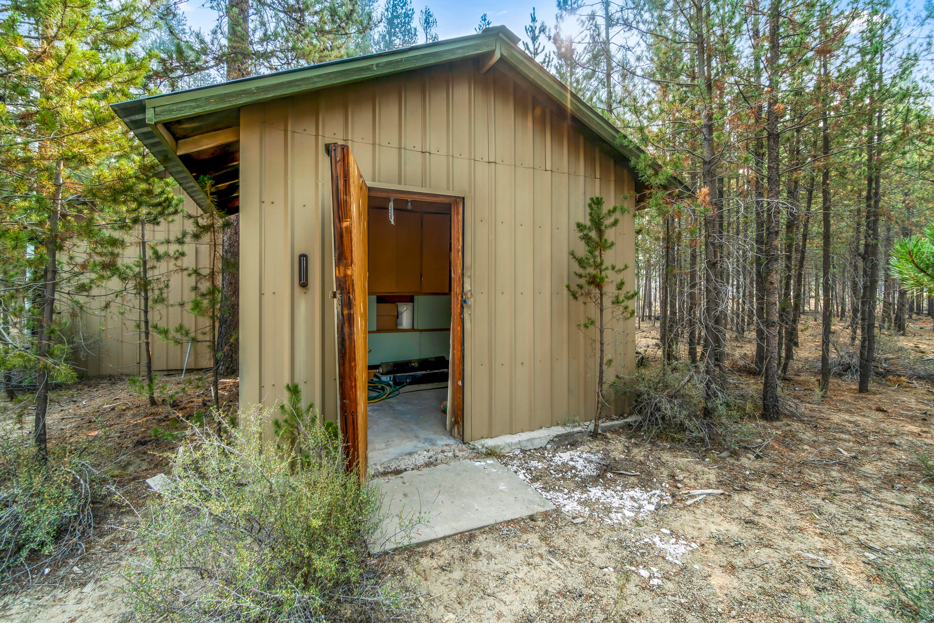 6508 Michael Road La Pine, OR 97739 - Photo 29 of 34 DSC01822