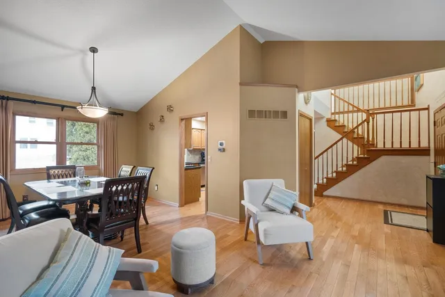 $409,900 | 2328 Hunter Road, Bettendorf, IA 52722