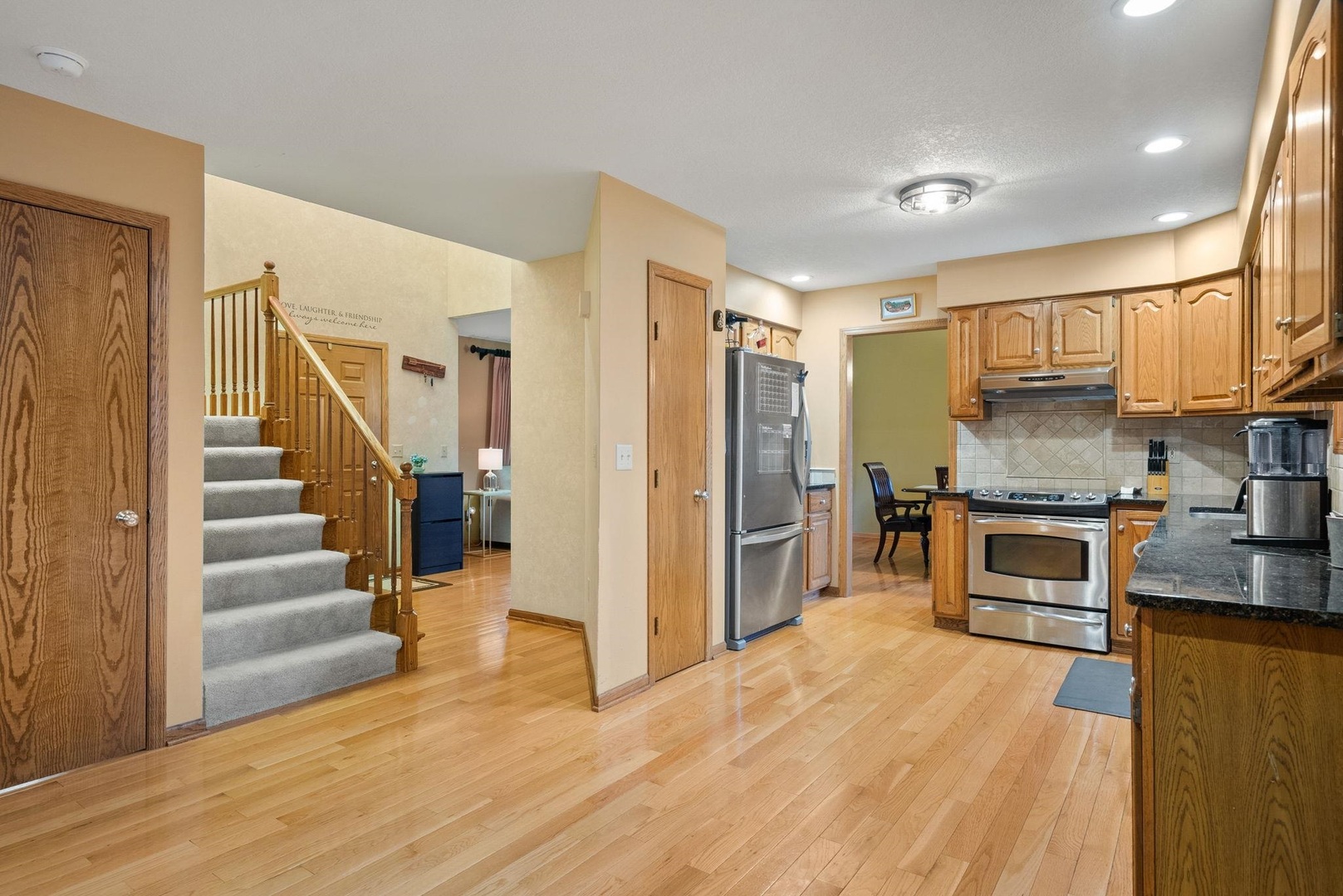 2328 Hunter Road Bettendorf, IA 52722 - Photo 3 of 39