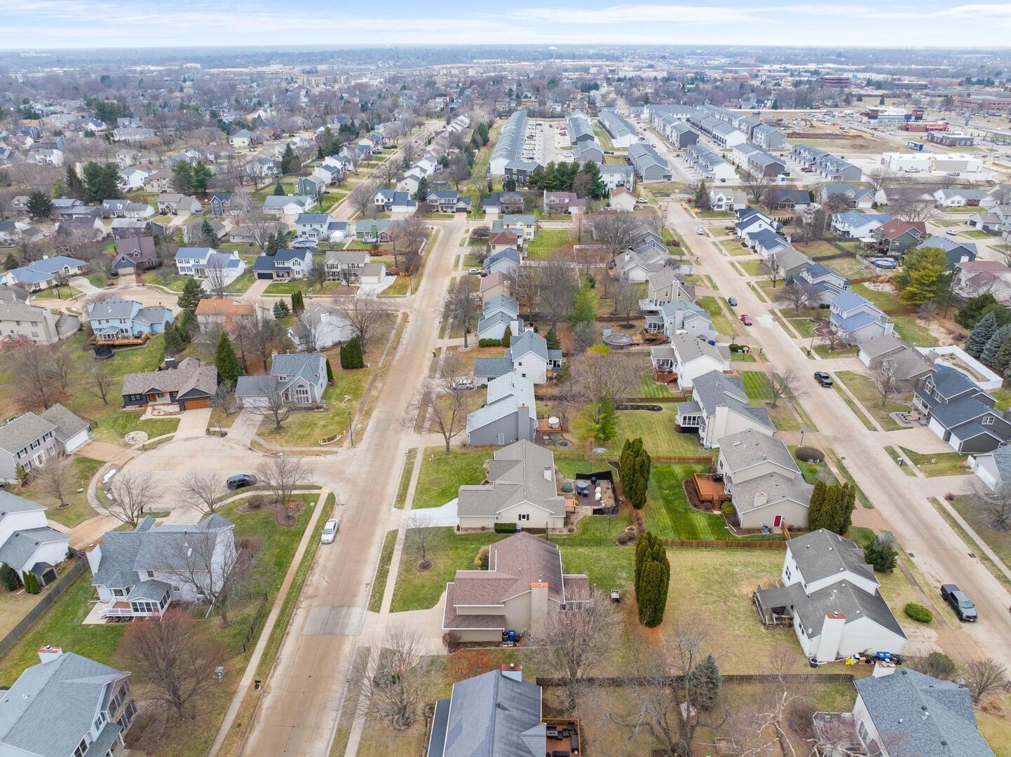 2328 Hunter Road Bettendorf, IA 52722 - Photo 32 of 39