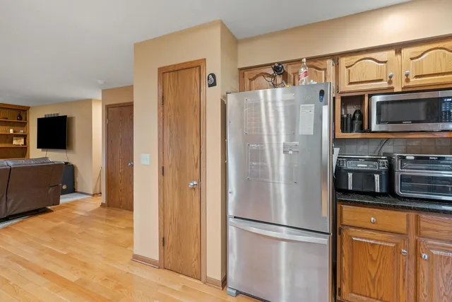 $409,900 | 2328 Hunter Road, Bettendorf, IA 52722