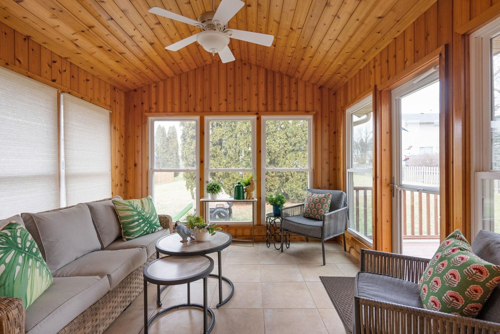 2328 Hunter Road Bettendorf, IA 52722 - Photo 8 of 39