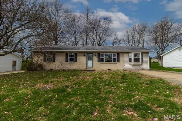 $189,999 | 153 North West Lane, Jackson, MO 63755