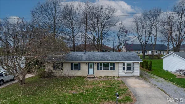 $179,999 | 153 North West Lane, Jackson, MO 63755