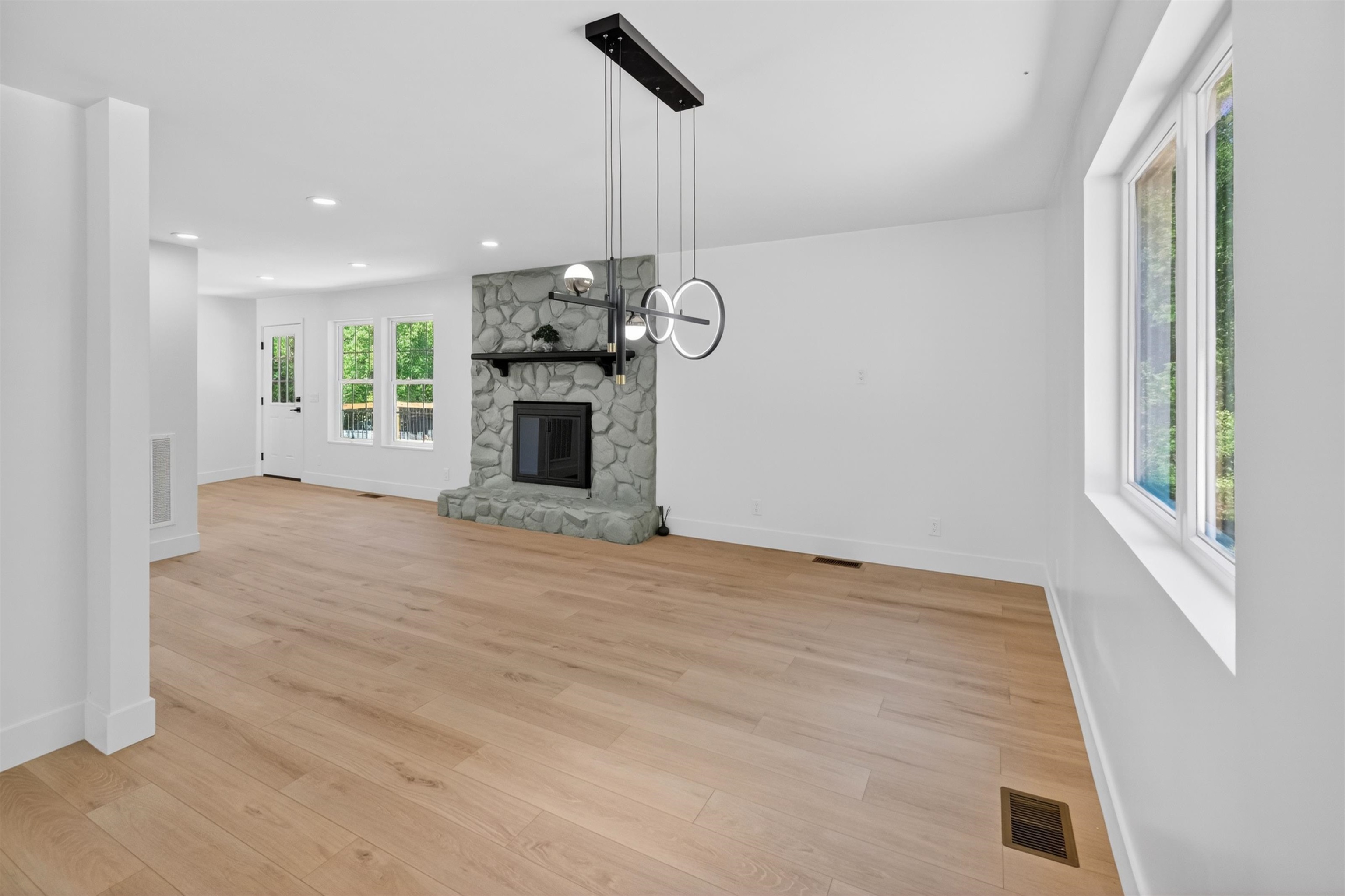204 Carson Drive Cowpens, SC 29330 - Photo 2 of 50