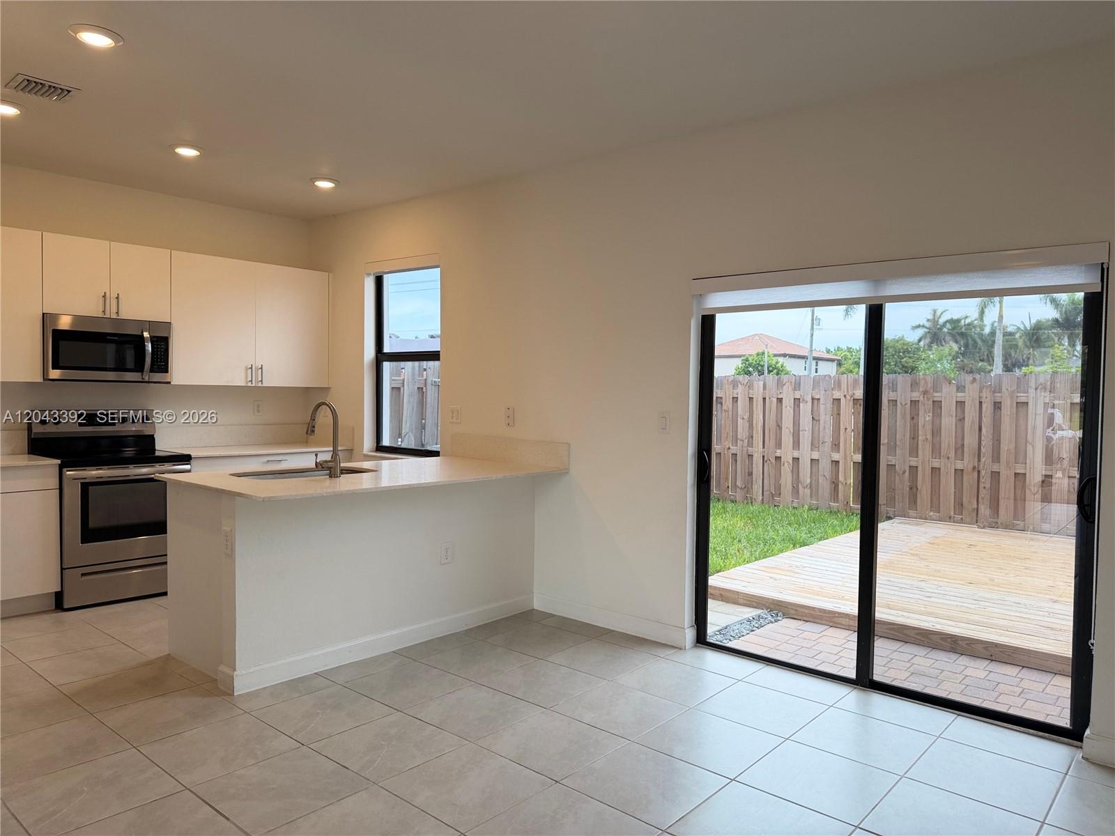 11936 Southwest 247th Terrace Homestead, FL 33032 - Photo 7 of 29