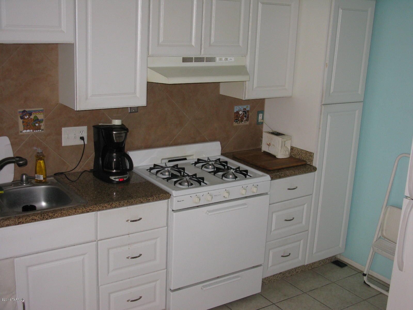 150 West Bilby Road Tucson, AZ 85706 - Photo 1 of 28 Gallery Image 1